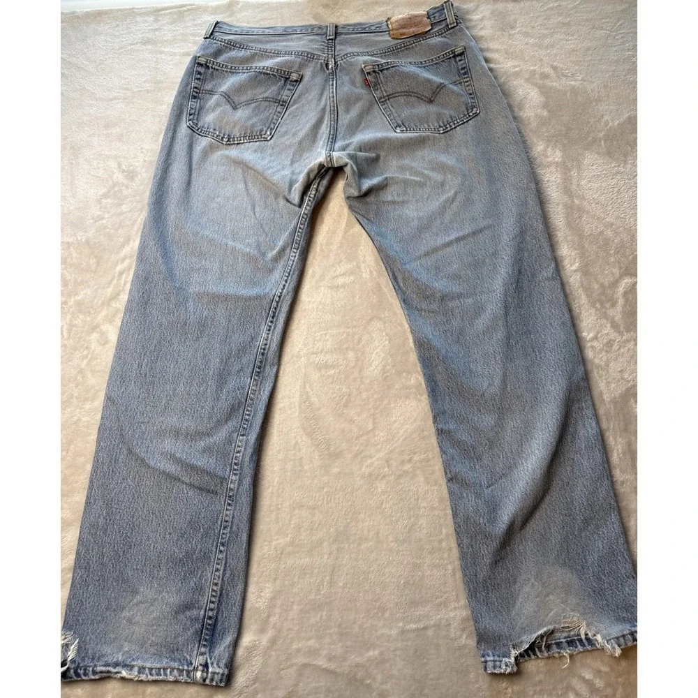 Levi's 501 Mens Size 38/32 Vintage Button Fly Blue Jeans MADE IN USA